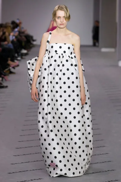 Look 39